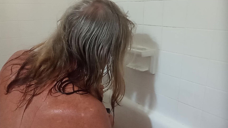 Lizzy Yum: Liz Young SD november 2025 masturbeert #49