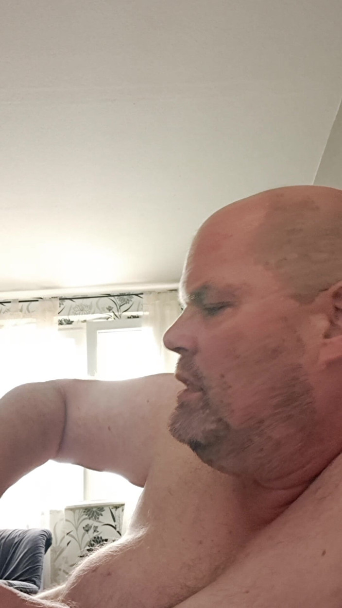 Fickspecht: Für Die Weitere Dehnung Muss Der Dicke Dildo Noch in...