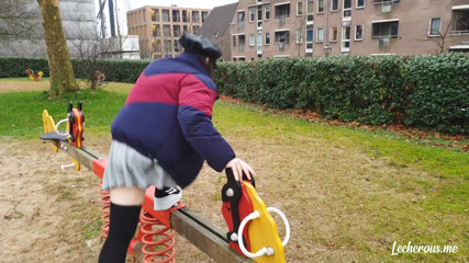 Lecherous: Clementine - jugando en el parque