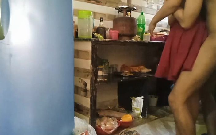 Fulki: Индийскую молодую сводную сестру трахнул шурин перед моей сводной сестрой