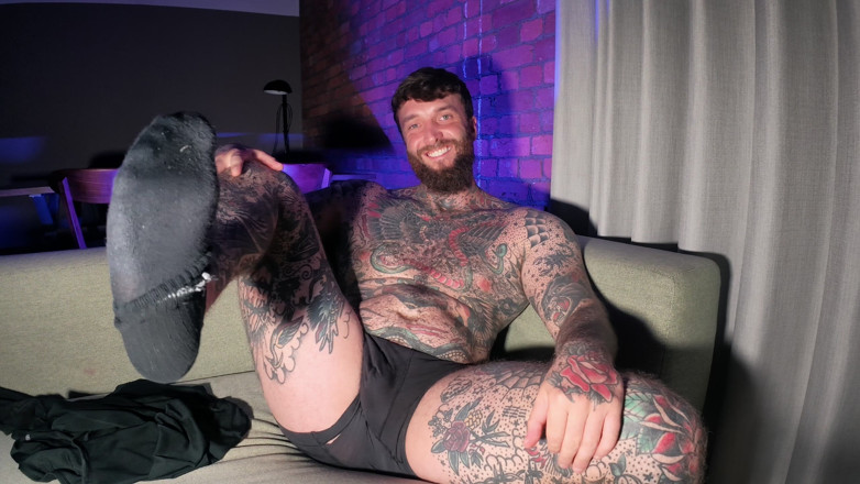 Tattooed Dom: 문신을 한 돔 발 숭배 솔로 카운트다운