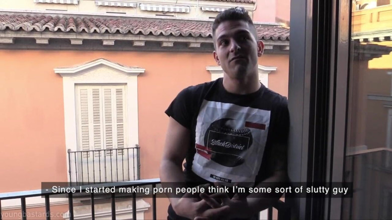 Young Bastards: Rozhovor s Dylanem Ayrtonem // Extra bonus