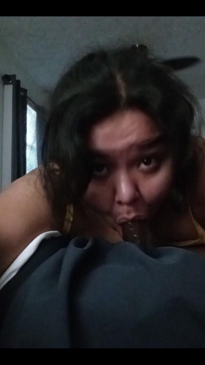DeesDeepThroat: Dees Deepthroat