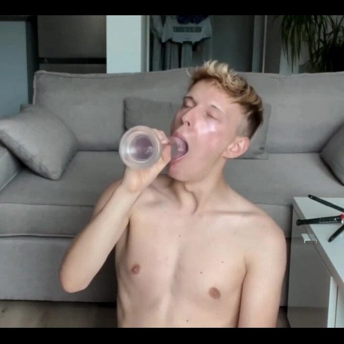 Jaay Jakob: Love It Deeply