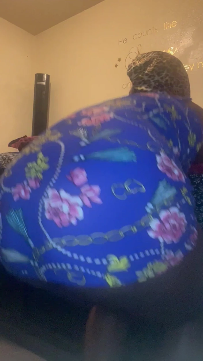 Black Belize hott: Fat Ass