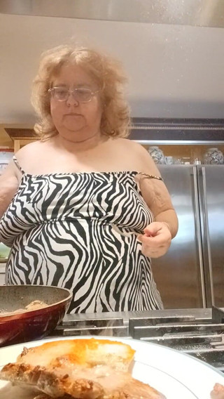 BBW nurse Vicki adventures with friends: Cooking Pork chops for dinner and flashing as I cook