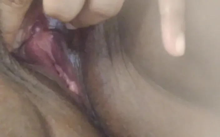 Aria Mia: Saudi Arabian Maids Pussy