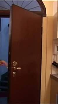 Une MILF super excitée à la chatte rasée étroite pour ma grosse bite bien dure : tellement salope tellement sexy !! Vol. 3