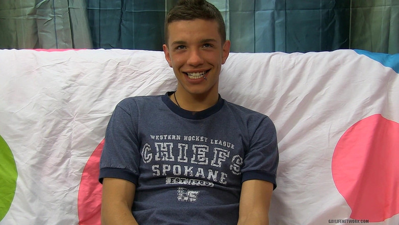 Lollipop Twinks: Allemaal glimlacht met Ryan Sharp