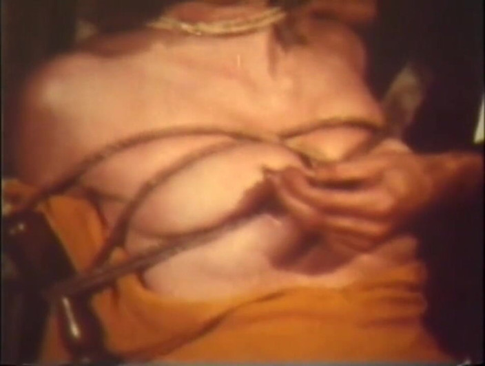 Vintage Usa: A rare crazy vintage BDSM scene!