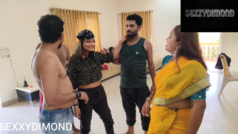 Kilash: Pelakon dan pelakon desi India bercakap kotor dan berjenaka semasa...