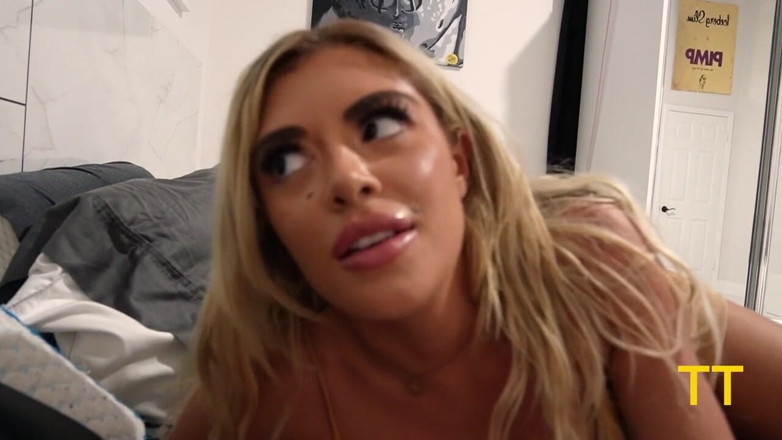 Teddy Tarantino: Horny GF Vivianne De Silva Wants to Fuck but BF...