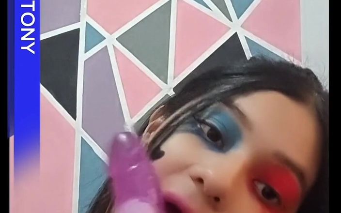 Yulieth Gomez: Latina -modell efter en riktig fotoshoot