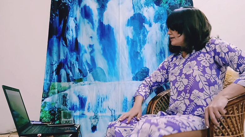 Bolly Karma: Görüntüleme izni verdi