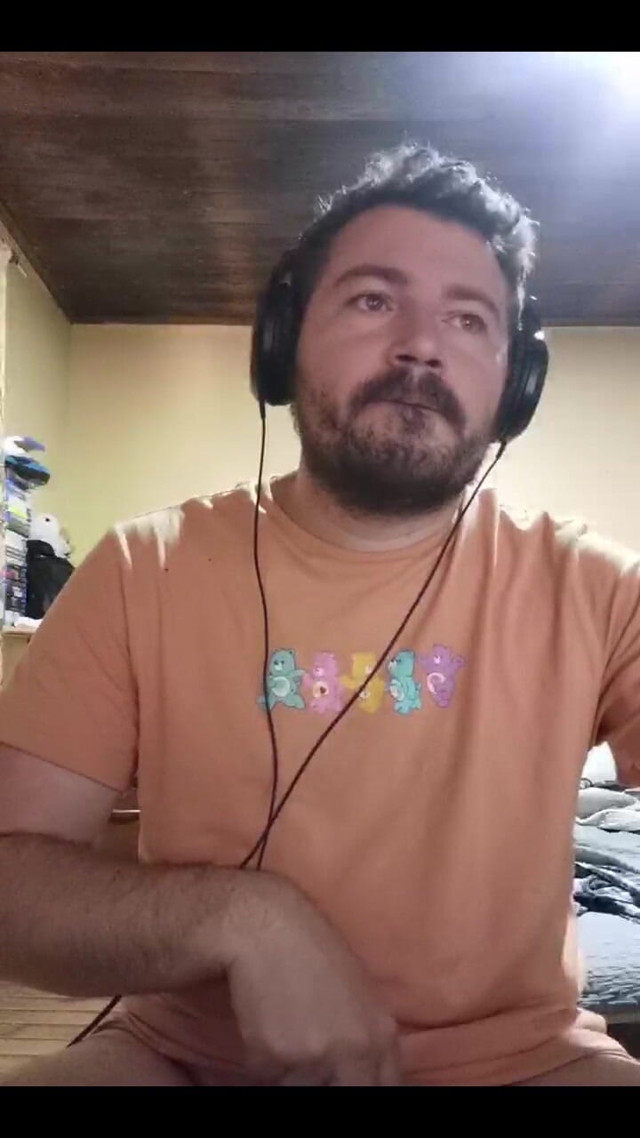 Beating My Meat While Gaming (Rokkuman)