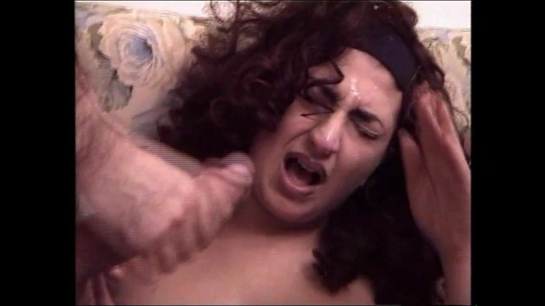 69 Italian District: Solo una escena - italiano amateur