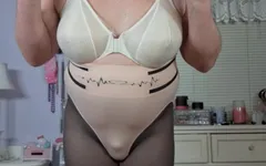 Une mamie BBW sexy et douce !