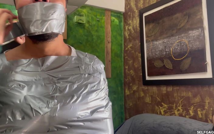 Selfgags femdom bondage: Bez autografów, Bez Litości: Zarozumiały Gwiazda Związana i Uciszona przez...