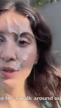 Teenie bukkake cumwalk - 18 yaşındaki kız dölle kaplı 