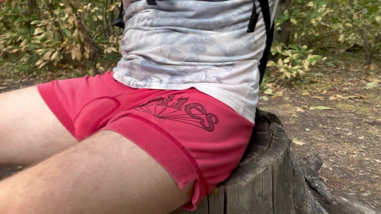 Puppy Jack: Bulge Walk in a Forest