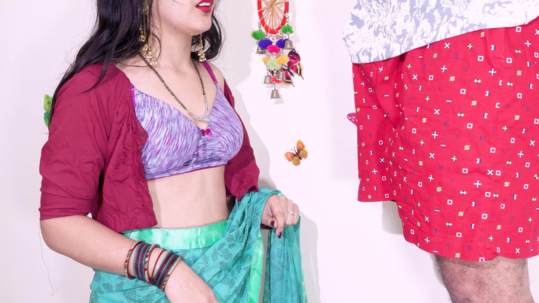 Your Priya: Экстремальная тугая задница, сердитый роман тетушки с соседским пареньком во время ремонта неполадки электрика