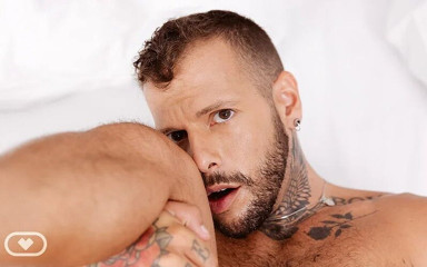 Virtual Real Gay: The Holidays Start!