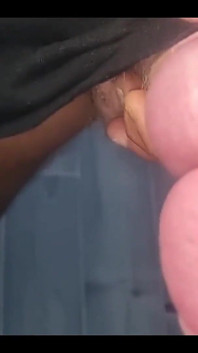 Amateur Italian - Watch Me Cum with My Huge Cock