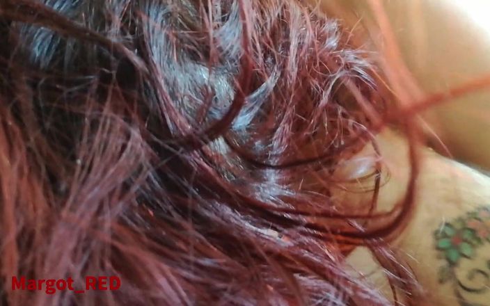 Margot Red: 소파에서 오럴을 해주는 변명의 밀프 이웃! 찐 아마추어 바람난 남편에게 질싸하는 POV 질싸