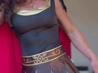 Alesyamuscledoll: Spartanisch