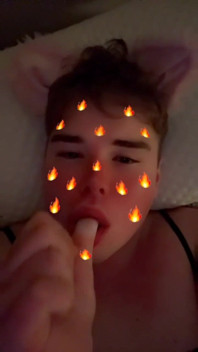 Sucking on That Toe:3