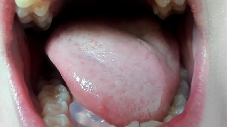 Julie_Bliss: Julie Bliss - Obryně 101