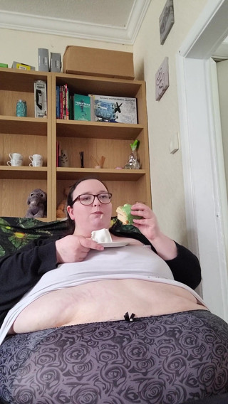 SSBBWLadyBrads: Торт ммм