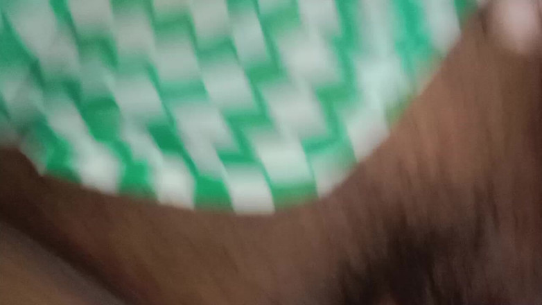 Tamil Anti Uma: Extendí la vagina de mi madrastra y tomé agua de...