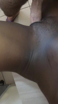 Young ebony cunt fucked and creampied