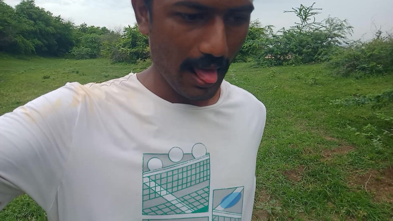 Kumbha Manoj Kumar: Xhard - Young Movie Makeing Area Love