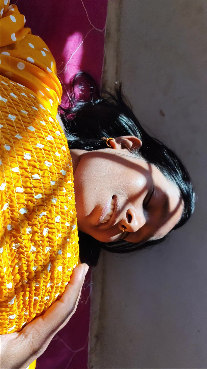 Premi pooja: Desi Bhabhi Seks - Abang Ipar mengambil adik iparnya yang hamil...