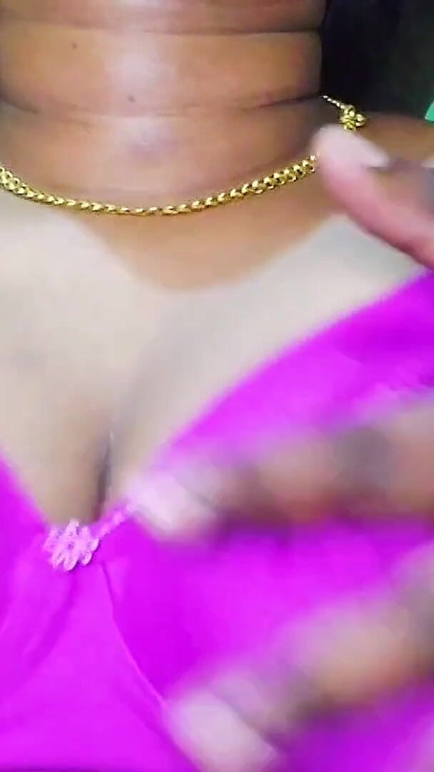 Desi Mohini: La mia grande sorellastra arrabbiata con me, abbiamo condiviso una...