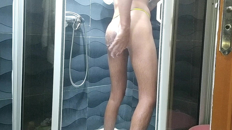 couplealiii: Yumruk sokma sarkık travestiler