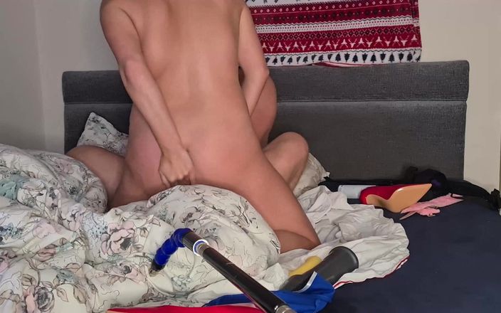 Anal Fetish Couple: Pasangan amatur dalam seks miang menikmati melancap