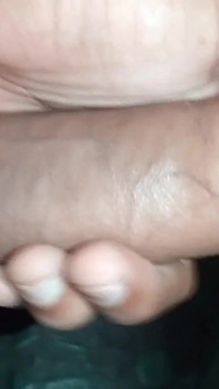Tenía ganas de masturbame, así que lo hice