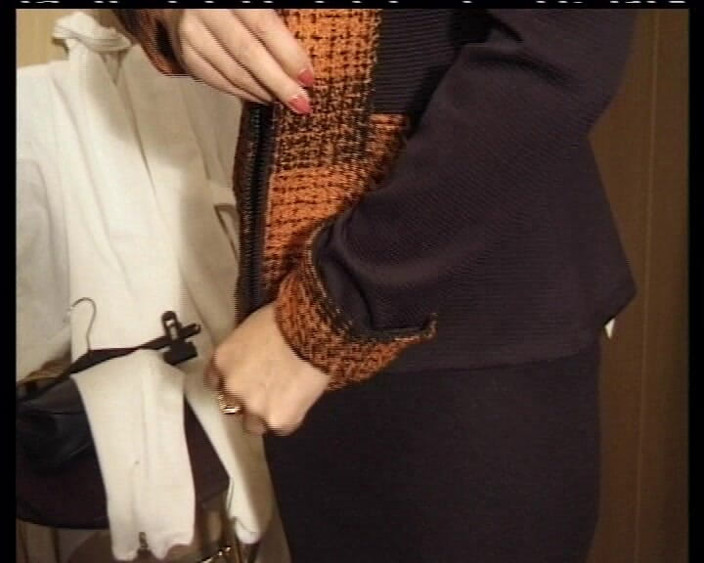 Deutsche Madchen: Watch How This German Lady Get Ready for the Night
