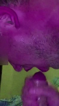 Collezione di sperma. Più di 10 finali in gola. Dura, ma bella