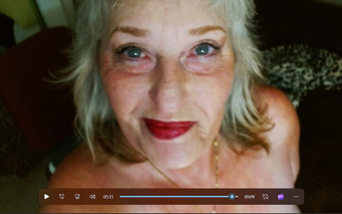 dawnskye1962: 1158 Трахаю себя, а потом ты получаешь съесть мою сочную сливочную киску