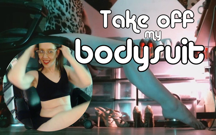 MistressOnline: Ich ziehe meinen body aus