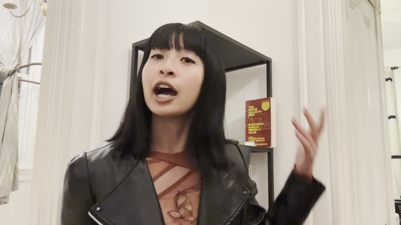 Felicity Azura: 用牙膏撸撸