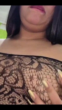 Ea a vândut cafea în centrul orașului și acum ea este curva mea