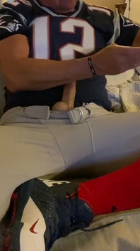 Jockdad87 futbol ekipmanlarında bolca döl atıyor
