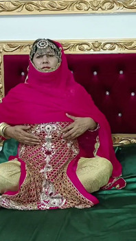Most Beautiful Mature Hindi Bride Sex with Dildo