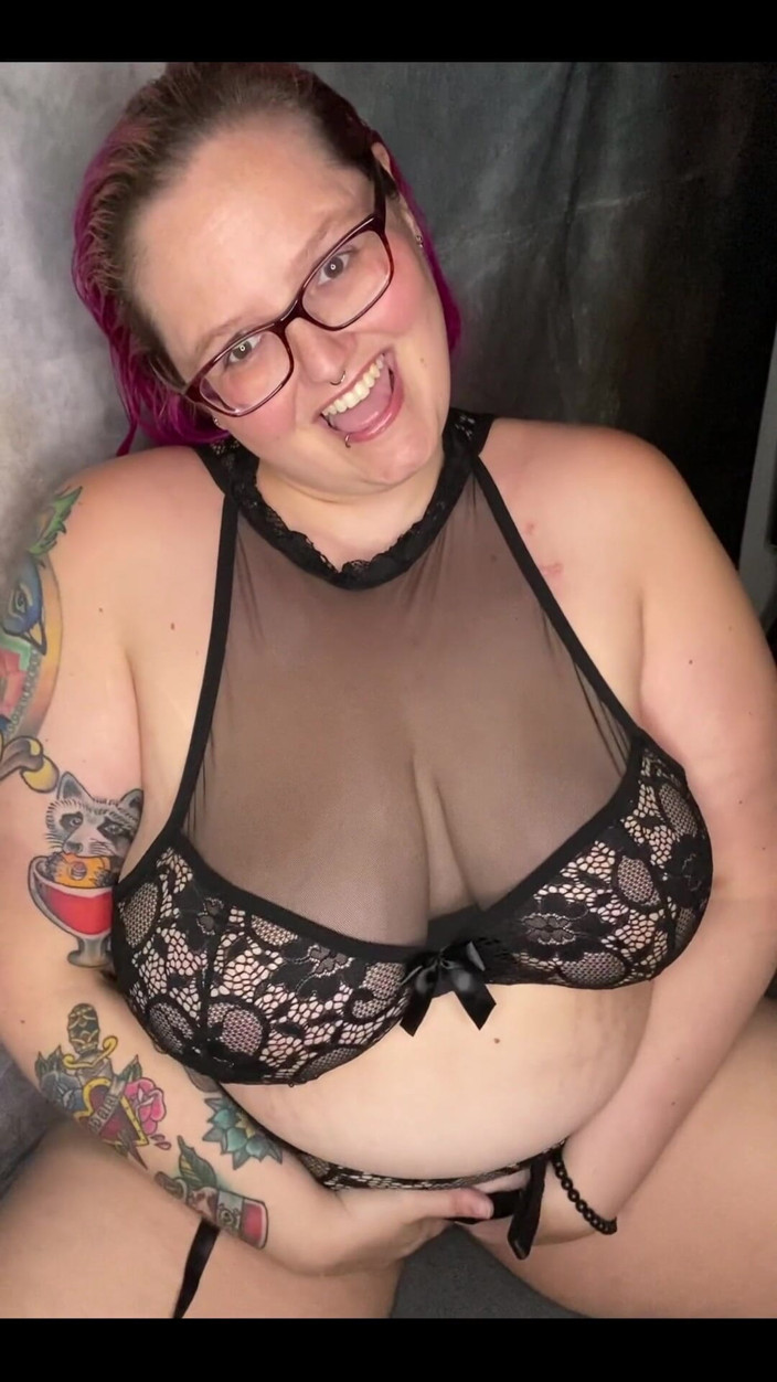 Sara Star: Take It Out and Rub It.