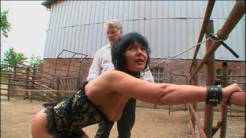 Absolute BDSM films - The original: 屋外緊縛